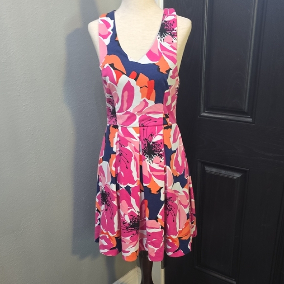 Trina Turk Dresses & Skirts - Trina Turk Pink Scoop Neck Fit and Flare Mini Dress